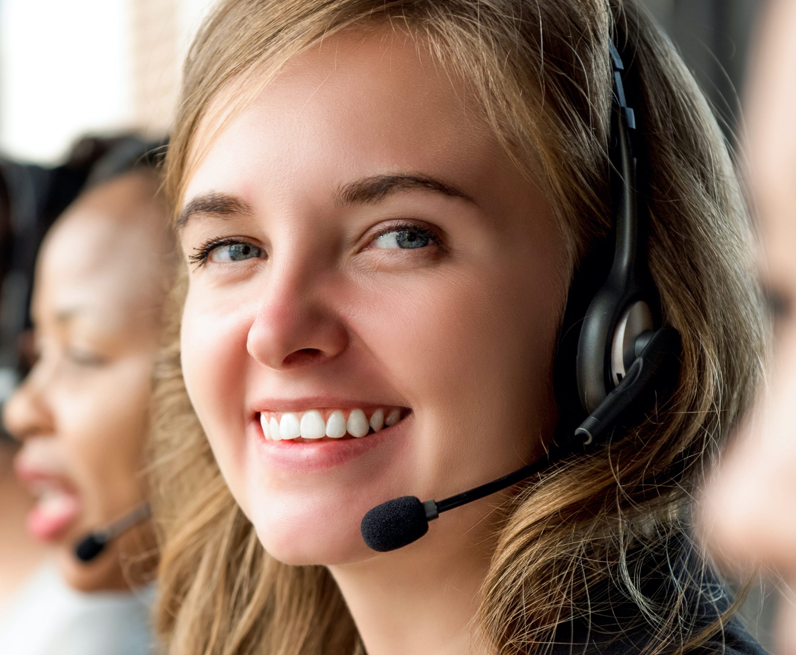 Beautiful,Caucasian,Woman,Wearing,Microphone,Headset,Working,In,Call,Center